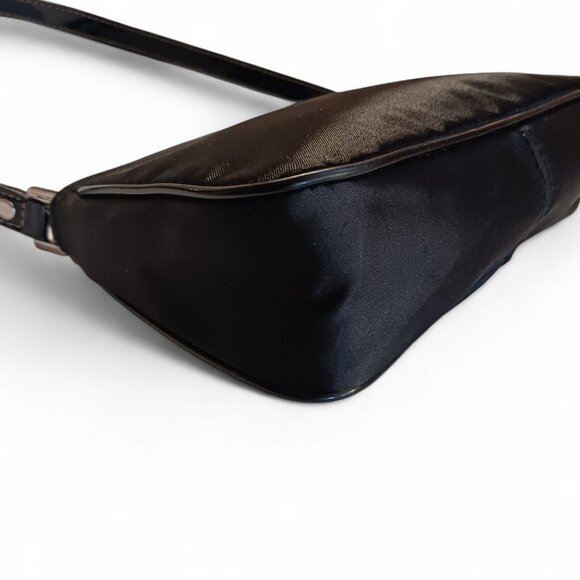 GUESS Vintage Y2K Mini Baguette Black Satin Vegan Patent Leather - Picture 9 of 14